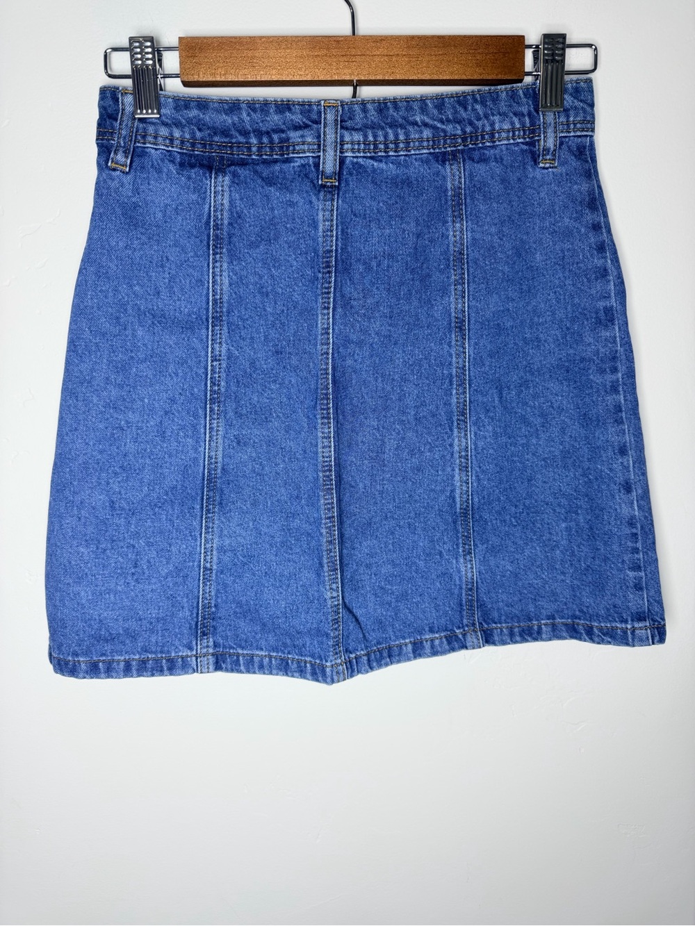H&M divided Blue Denim Button-Front A-Line Skirt 2 dark night out casual summer - Picture 3 of 4
